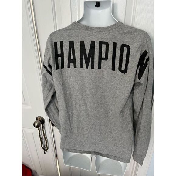 Y2K Champion Gray Long Sleeve Reverse Weave thick cotton t-Shirt. Size Medium. - Picture 6 of 6